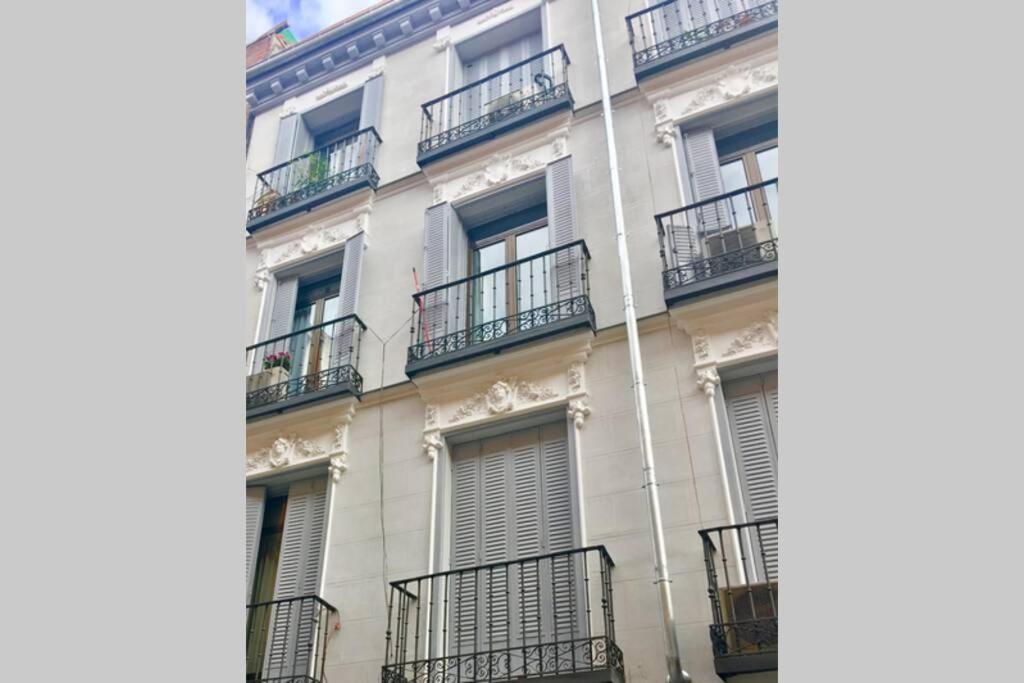 Precioso Estudio En Malasana Madri Exterior foto